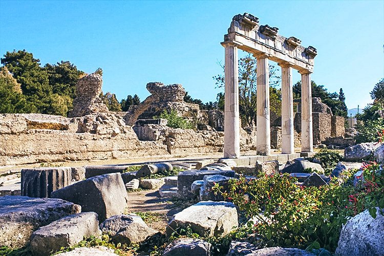 Agora (Eski Pazar Yeri)
