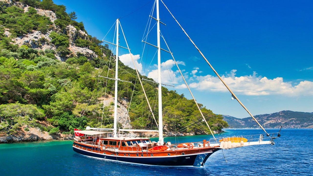 Bodrum Boat Trip – Best Boat Tours in Bodrum with Swimming & Snorkeling