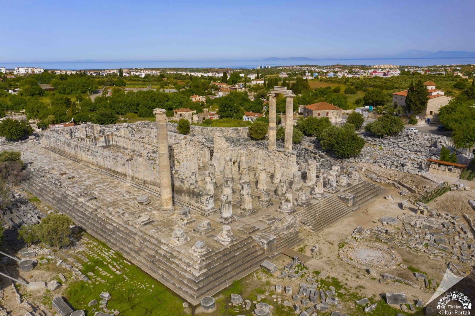 Codzienne wycieczki z Didim – Najlepsze jednodniowe wyjazdy i atrakcje w Egejskiej Turcji