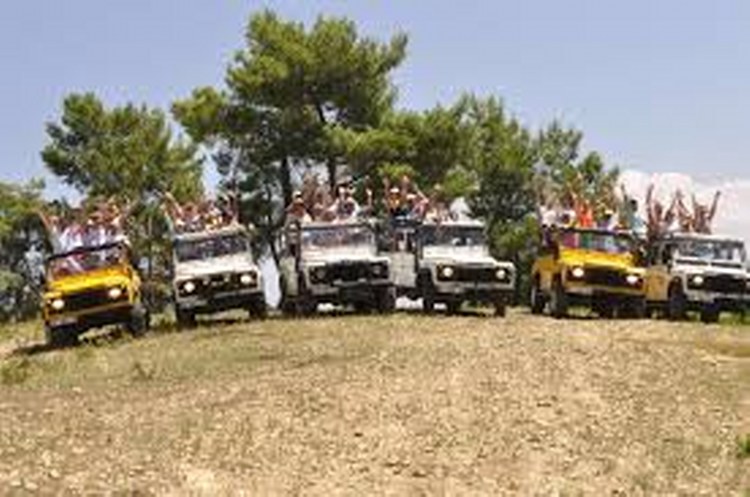 Didim Jeep Safari – Off-Road Przygoda po Altinkum i Akbük