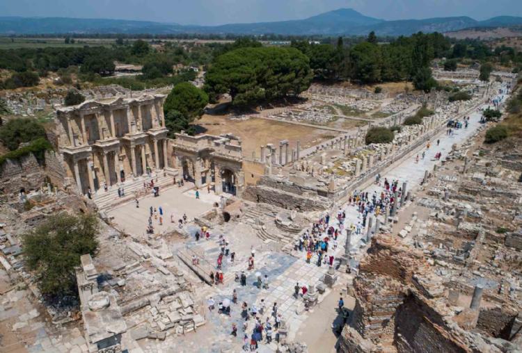 Bodrum’dan Efes Turu | Özel Rehberli Turlar, Tarihi ve Kültürel Geziler