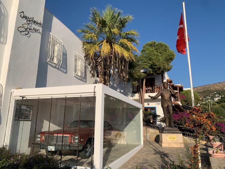 Bodrum Zeki Müren Art Museum